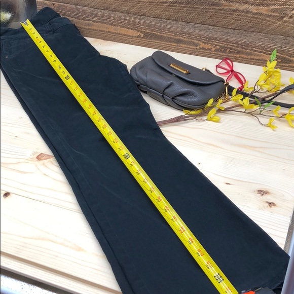 SOLD! UNIQLO Vintage Flare Jeans. Like New. - Picture 8 of 8